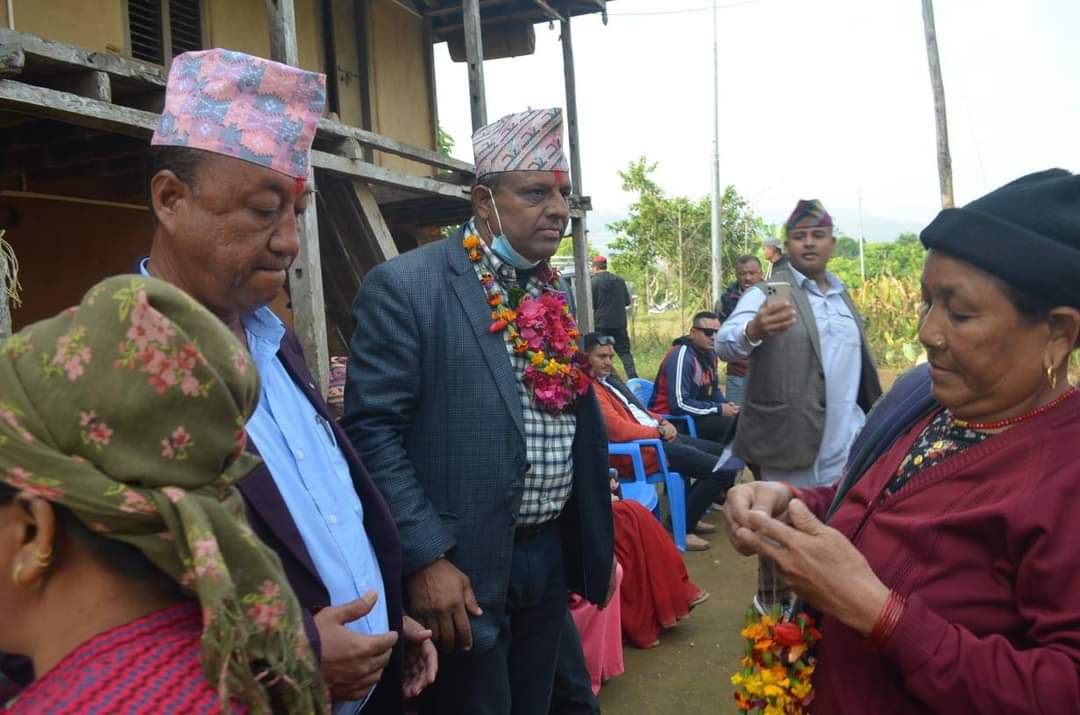 रामपुर- ताहुँ – आर्य सडकखण्ड स्तर उन्नती गर्न पहल गर्ने – एमाले उम्मेदवार  आचार्य