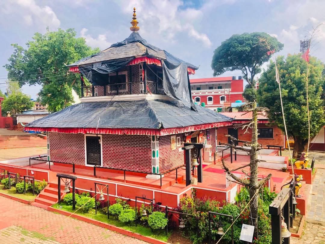 तानसेनको ऐतिहासिक भगवती मन्दिरको छाना उडायो हावाले, संरक्षणको अभावले चिन्ता थपियो